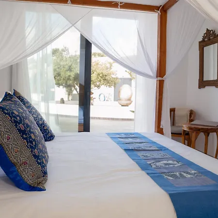 Lagoa House - Breakfast Included Bed & Breakfast